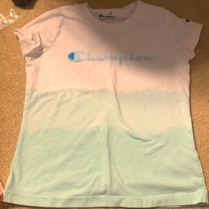 Champion tshirt